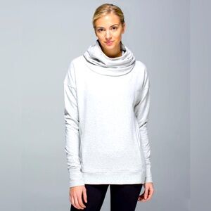 Lululemon Stress Less Pullover Full Head Coverage Hoodie Silver/Grey size 6